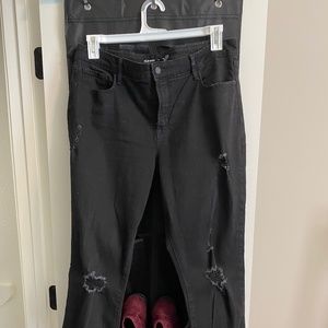 Black skinny jeans